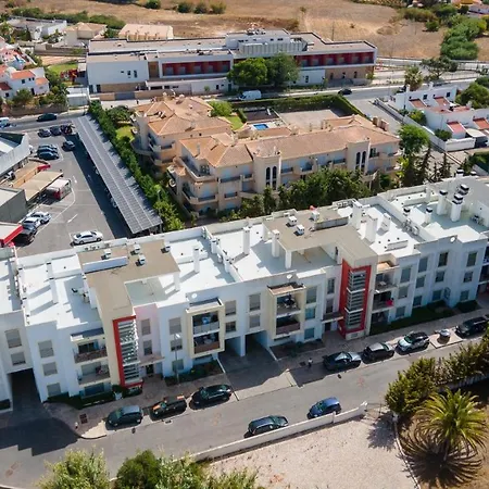Appartamento Luminous 2 Bdr W/pool By Lovelystay Albufeira