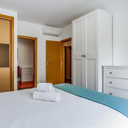 Luminous 2 Bdr W/pool By Lovelystay * 阿尔布费拉