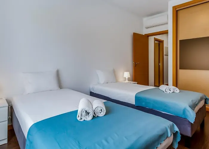 Luminous 2 Bdr W/pool By Lovelystay Апартаменты *