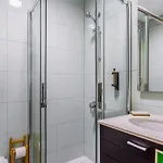 Luminous 2 Bdr W/pool By Lovelystay